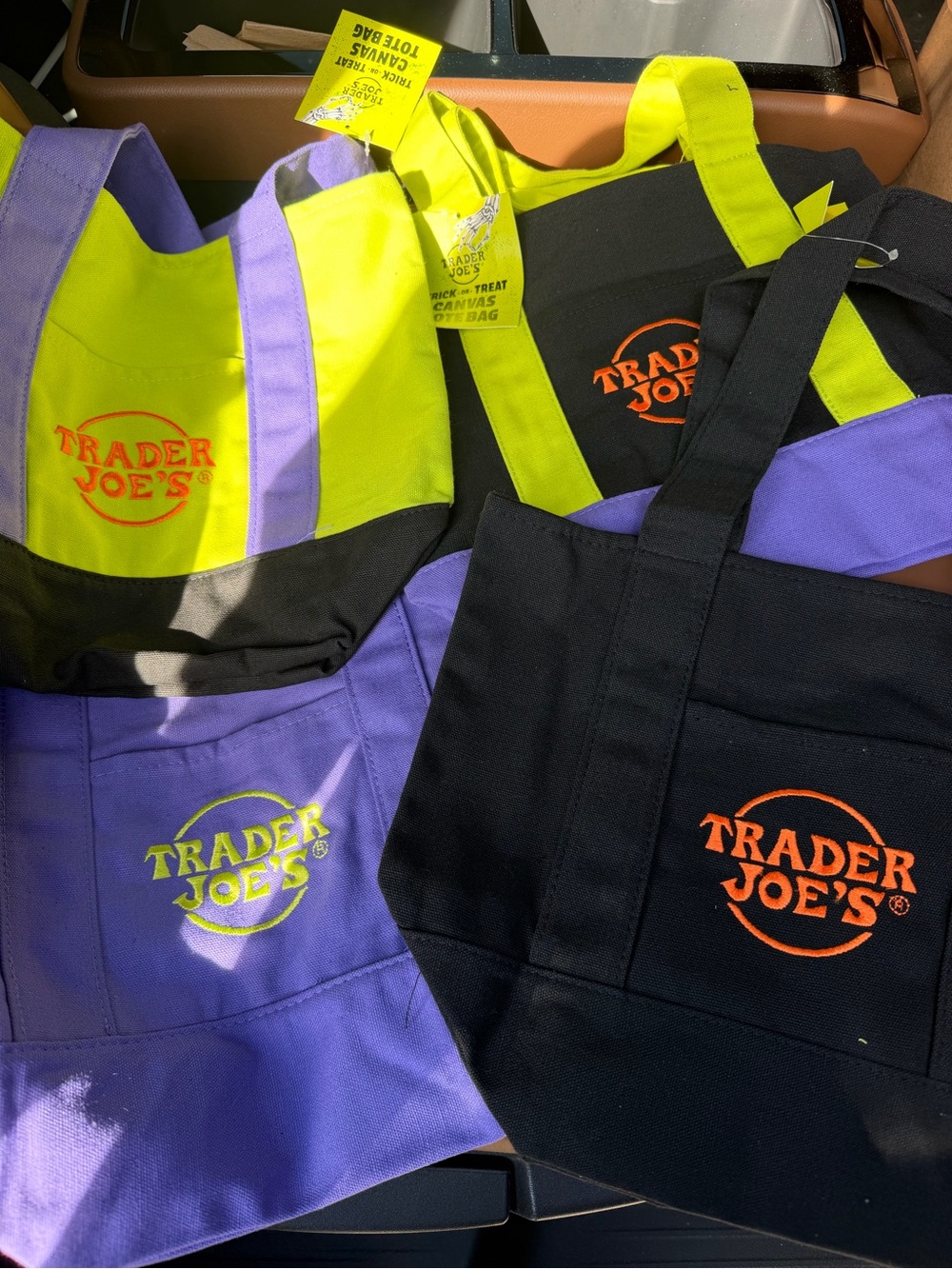NWT Set of 4 Trader Joe’s Halloween Mini Canvas Tote Bag Limited Edition